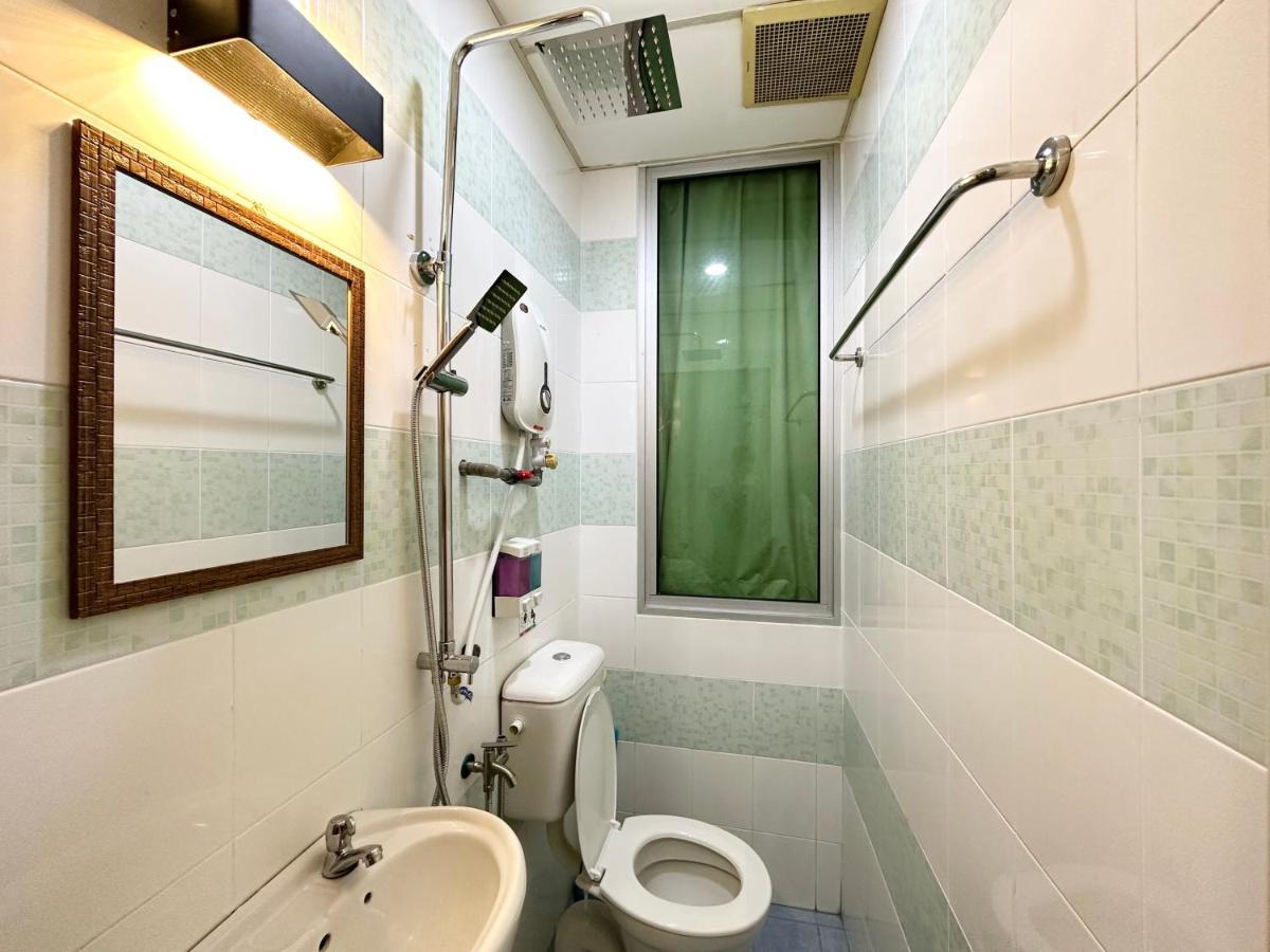 Hotel Tourist City Centre By Hotspot Essential Kota Kinabalu Eksteriør bilde