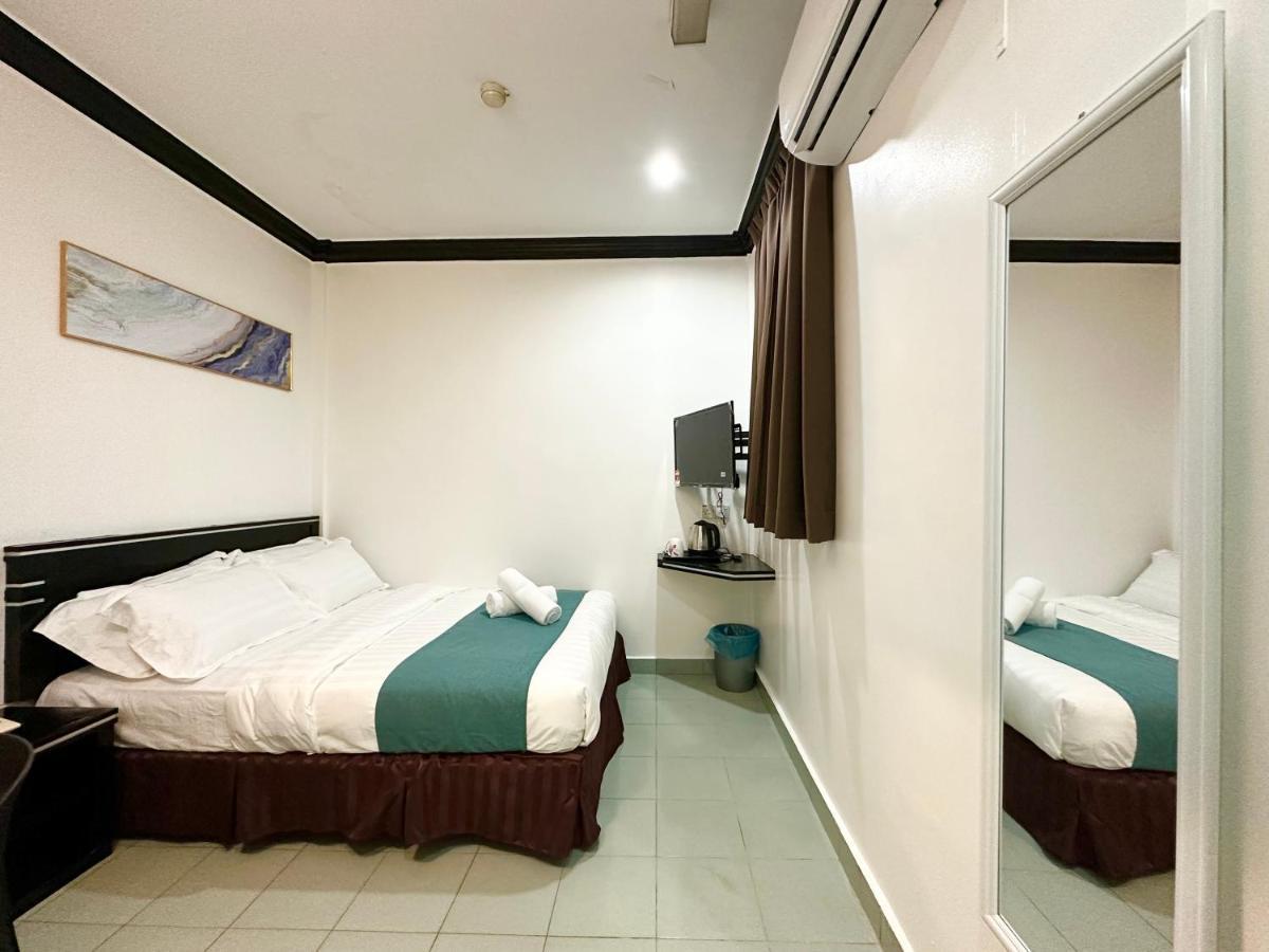 Hotel Tourist City Centre By Hotspot Essential Kota Kinabalu Eksteriør bilde