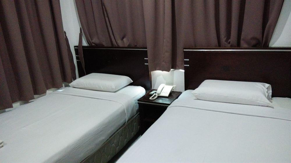 Hotel Tourist City Centre By Hotspot Essential Kota Kinabalu Eksteriør bilde